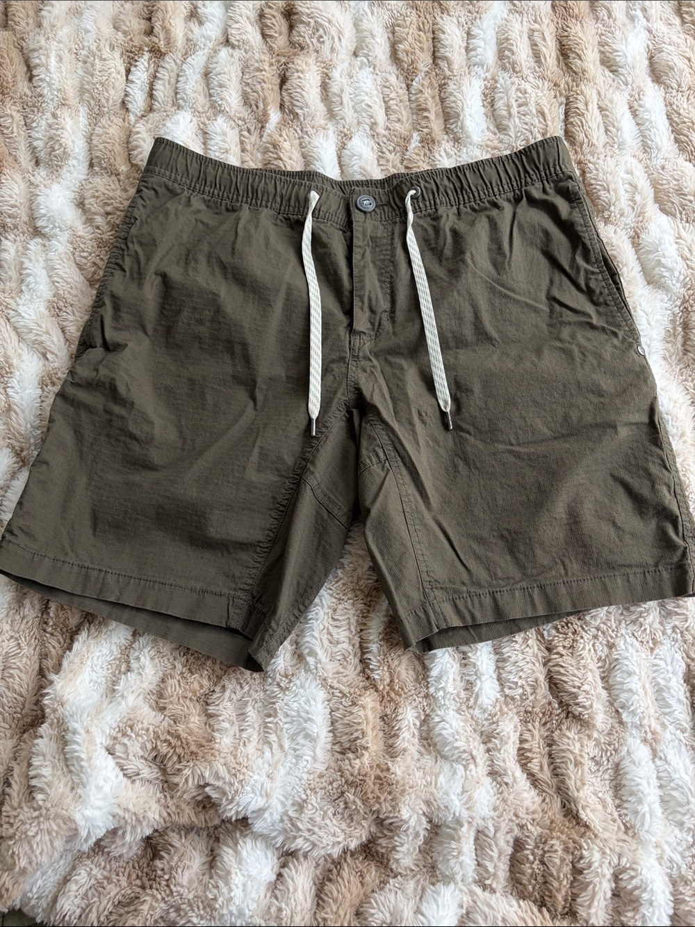 Vuori Olive Drawstring Hybrid Shorts with White Cord